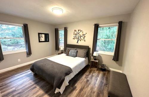 Ashtabula House | The Sansa Suite at Brants Apple Orchard