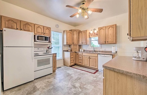 Millersburg House | 'The Shady Cottage' Millersburg Getaway w/Deck