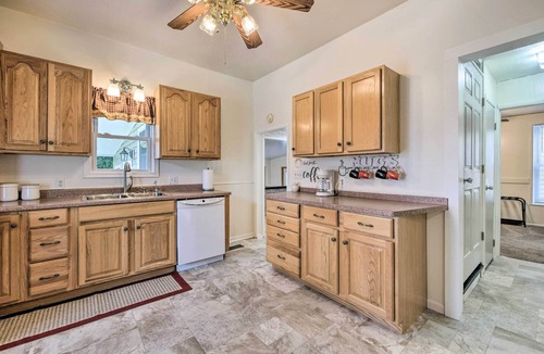 Millersburg House | 'The Shady Cottage' Millersburg Getaway w/Deck