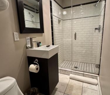 Batesville Hotel | The Sherman Inn