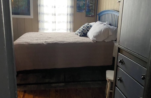 Ashland Apartment | The Turtle InnnDowntown Ashland, Ohio