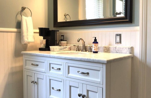 Azalia Bed & Breakfast | The Vine Bed & Breakfast LLC
