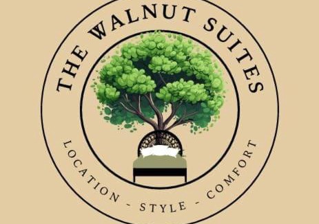 Shadyside Apartment | The Walnut Suites - The Onyx Suite