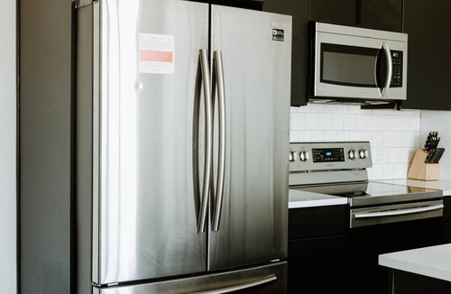 Spring Garden Apartment | The Walton- Luxury apt with parking and roof deck in Fairmount
