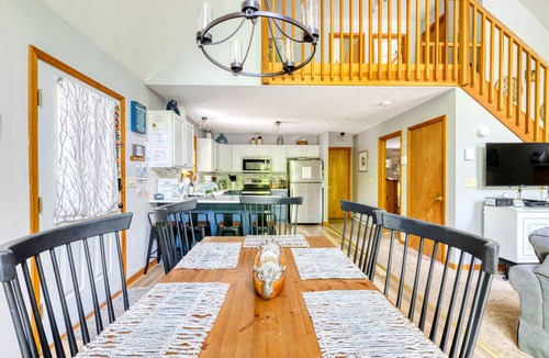 Lake Ariel House | 🌞The Woodview at The Hideout with open floorplan and HUGE Gameroom!🌞