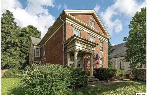 Mount Vernon Apartment | Themed Escape Room......Meets ...... A Scooby Doo Mystery Mansion!