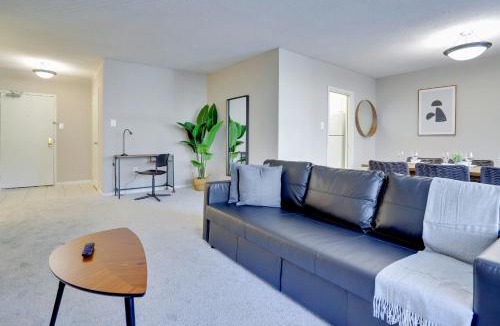 Aurora Highlands Apartment | This Apt is Perfect For Business Trips or a Relaxing Vacation