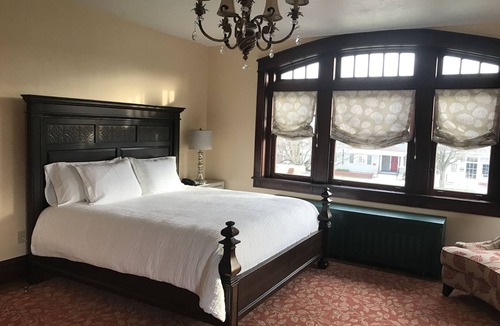 Ligonier Hotel | Thistledown At Seger House