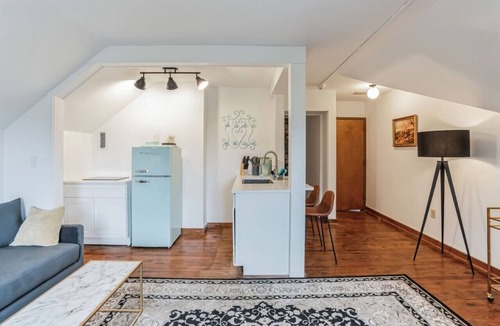 Cheyney Apartment | Thornton Studio w/Kitchenette