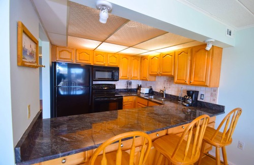 Midtown Ocean City Condo | Thunder Island 141D-Baywater 39th St, Free WiFi, Pool, Elev, W/D, AC