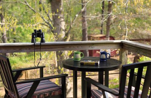 Bonnerdale Bed & Breakfast | Tiffany's Bed and Breakfast