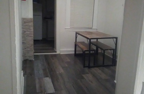 Reservoir Hill Apartment | Top floor palace #3