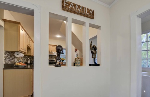 Princeton Condo | Top-Floor Princeton Condo w/private balcony