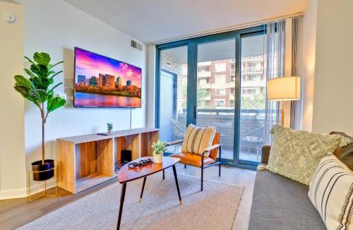 Ballston Apartment | Top Location in Ballston - Pool & Gym Access