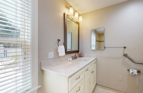 Rehoboth Beach House | Town of Rehoboth Beach - 20389 Bay Vista Rd