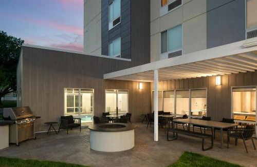 East Texas Hotel | TownePlace Suites by Marriott Allentown West
