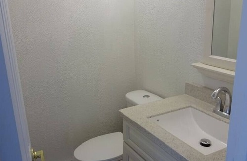 Altoona House | Townhouse close to PSU Altoona and UPMC