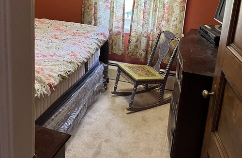 Auburn House | Townhouse in the Heart of History Soaked Upstate NY Town.
