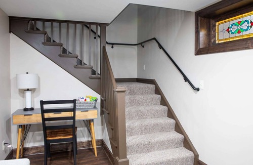 Franklin Apartment | Trails to Ales Applefest Suite 2