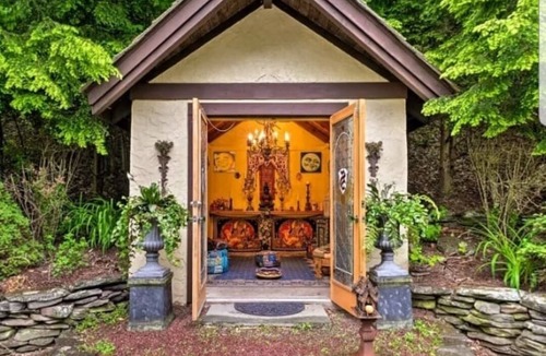 Denver Villa | Tranquil escape with/endless mountain hot tub views. 2.5 hours from GWB