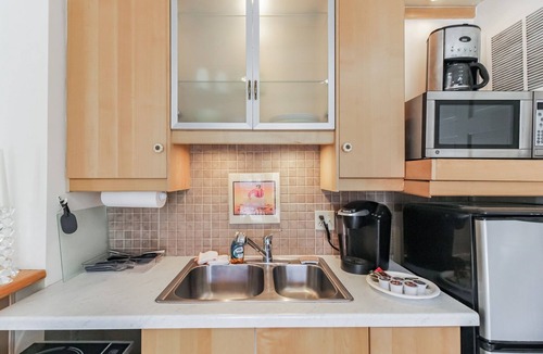 Long Green Condo | Tranquil Getaway In Gated Community - Free Wifi and laptop-friendly workspace by RedAwning