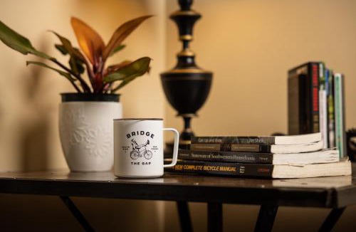 South Side Flats Hotel | Traveler's Rest Hotel