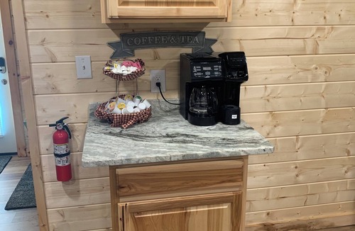 Stanley Cottage | Treasured Moments Tiny Cabin Cottage in town and close to everything.