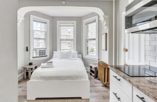 Wilmington Apartment | Trolley Teacup Charming Cozy Studio apts