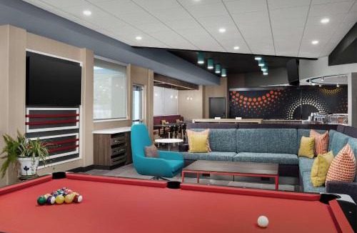Summit Station Hotel | Tru By Hilton Columbus East Broad