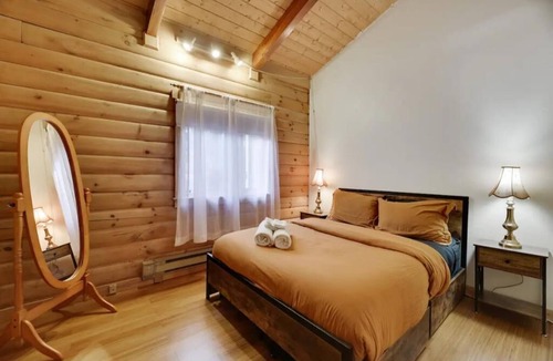 Cresco Cabin | True Poconos Cabin Retreat