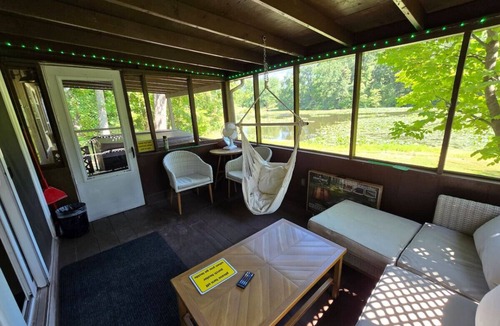Streetsboro Cabin | Turkey Trot & Silly Cabin At Heron Hill Retreat!
