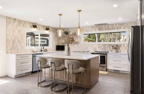 Cape Saint Claire House | Turning Point on The Little Magothy- Large Private Estate, sleeps 18 Comfortably