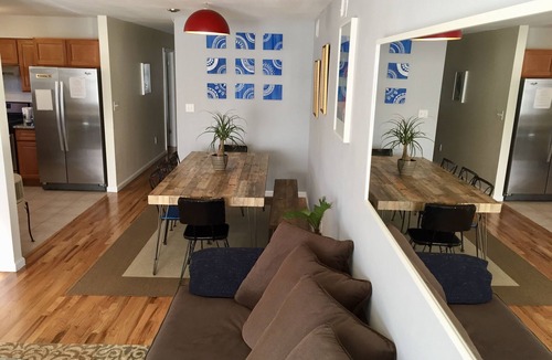 Newark Apartment | Two blocks to train, 20-minute ride to NYC @ Newark Broad St