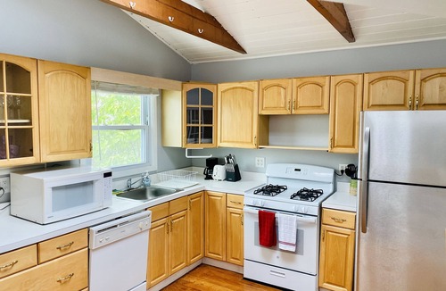 Ortley Beach House | Ultimate Family Beach Retreat - Walk to Beach & Bay - Large & Spacious