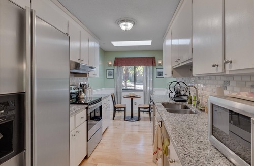 Carrboro House | UNC 3BR Retreat @ Village West