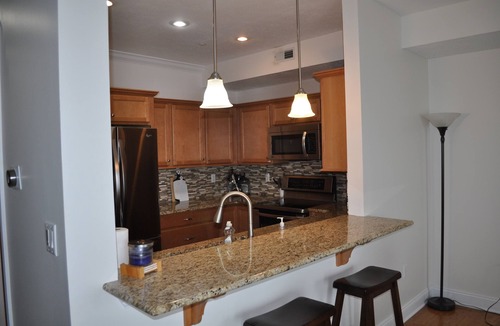 Geneva-on-the-Lake Condo | UPGRADED 2BR/2BA LAKEFRONT CONDO 305 Private Beach/BalconynRent 3/4th free-ask!