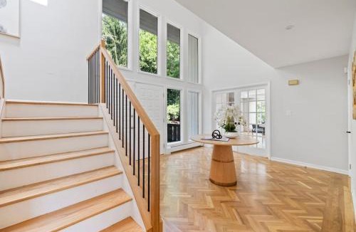 Airmont Apartment | Upper Saddle River Resort w Pool, Hot Tub & Lake