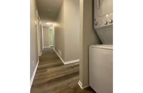 Athens House | Uptown 6-Bdrm House, 2 Kitchens, Brand New Remodel