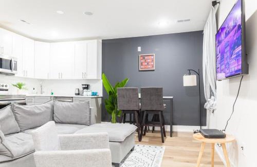 West Philadelphia Apartment | Urban Oasis 3bdrm Citylivingscenicrooftopwd