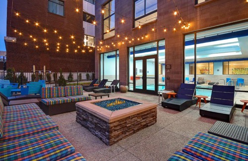 Central Business District Hotel | Hotel ∙ 127 guests