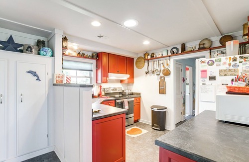 Chance Cottage | Waterfront Maryland Retreat w/Dock & Bay View!