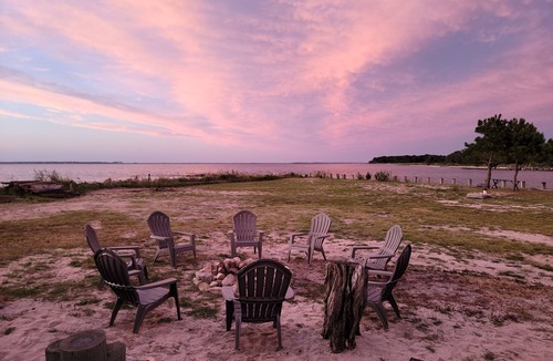 Dames Quarter House | Promise Point, Bay Front home with dock 3BR 2BA surrounded by water