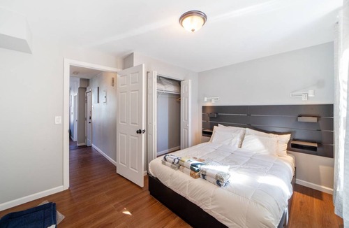Hackensack River Waterfront Condo | Condo ∙ 1 bedroom ∙ 4 guests