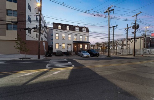 Hackensack River Waterfront Condo | Condo ∙ 1 bedroom ∙ 1 guest
