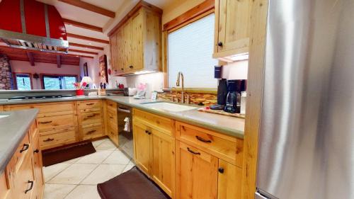 Mammoth Lakes Apartment | Val D'Isere #9 condo