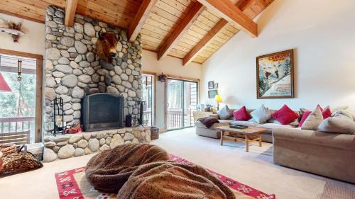 Mammoth Lakes Apartment | Val D'Isere #9 condo