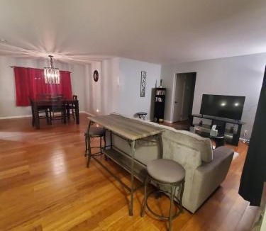 Euclid House | Valley Creek Place,