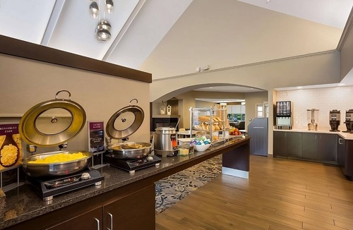 Mount Tabor Apartment | Value For Money! Convenient, Pet-Friendly 1BR Suite with Kitchen!