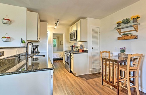 Vernon Condo | Vernon Condo w/Deck, Near Appalachian Trail!