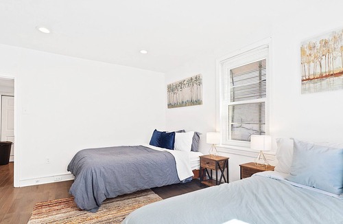 Southwark Apartment | Vibrant Harbourside 4bed 3bd * South St. * Moshulu *